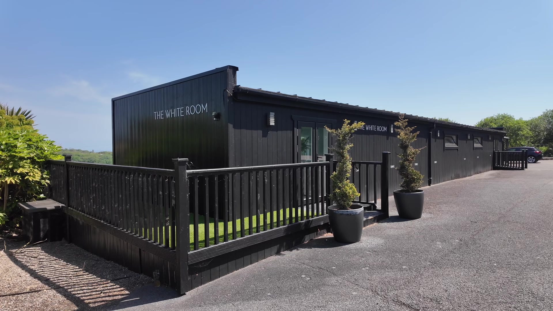 @LOGHOUSE.IE