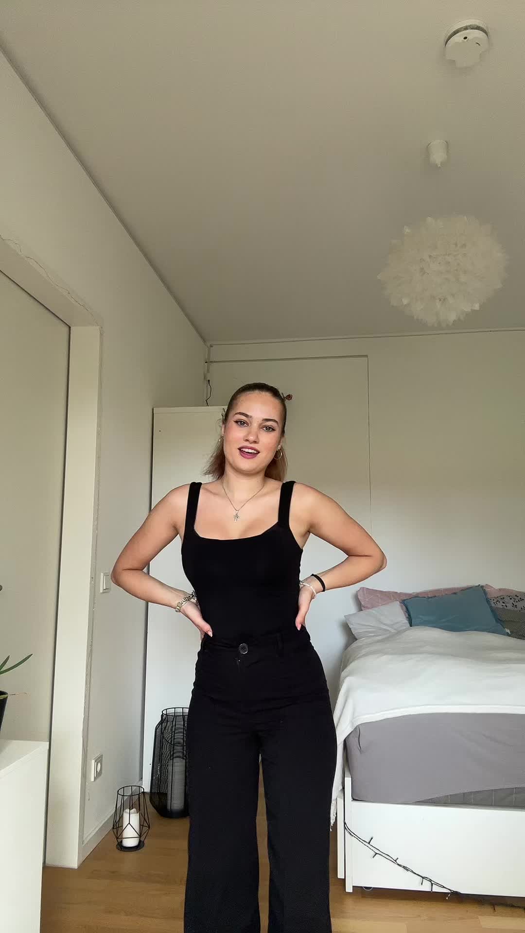 @Mariella