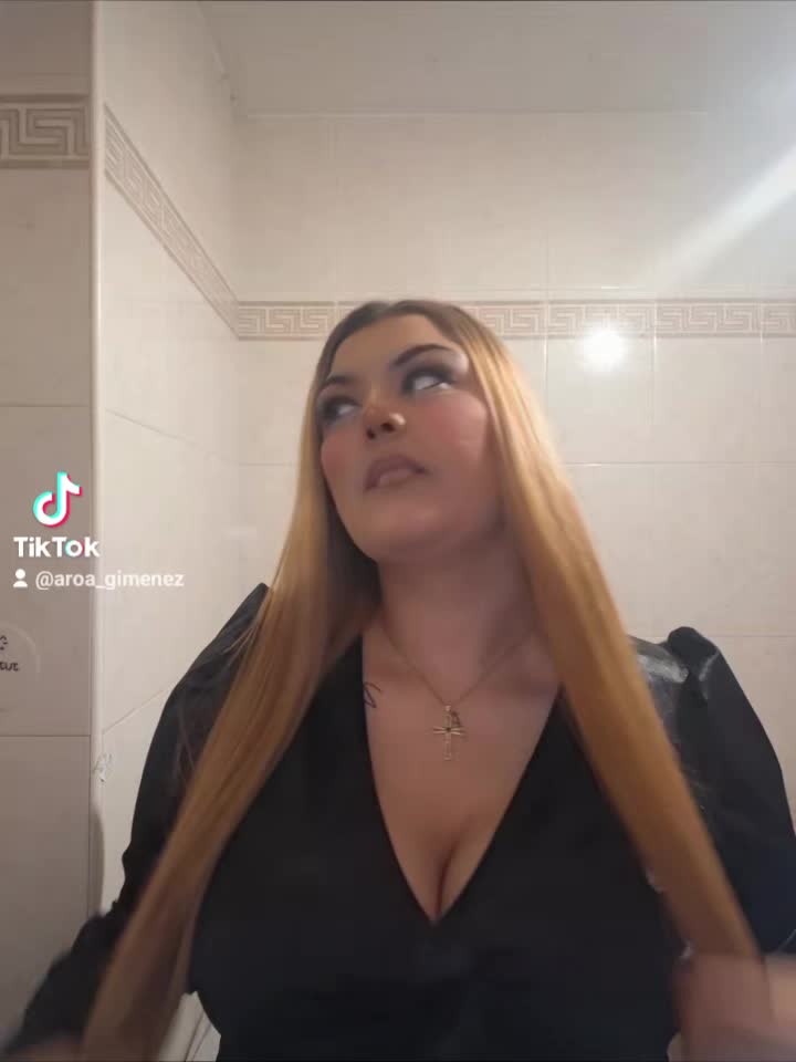 @aroa jimenez