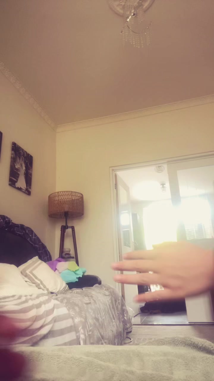@Ella_thesmella