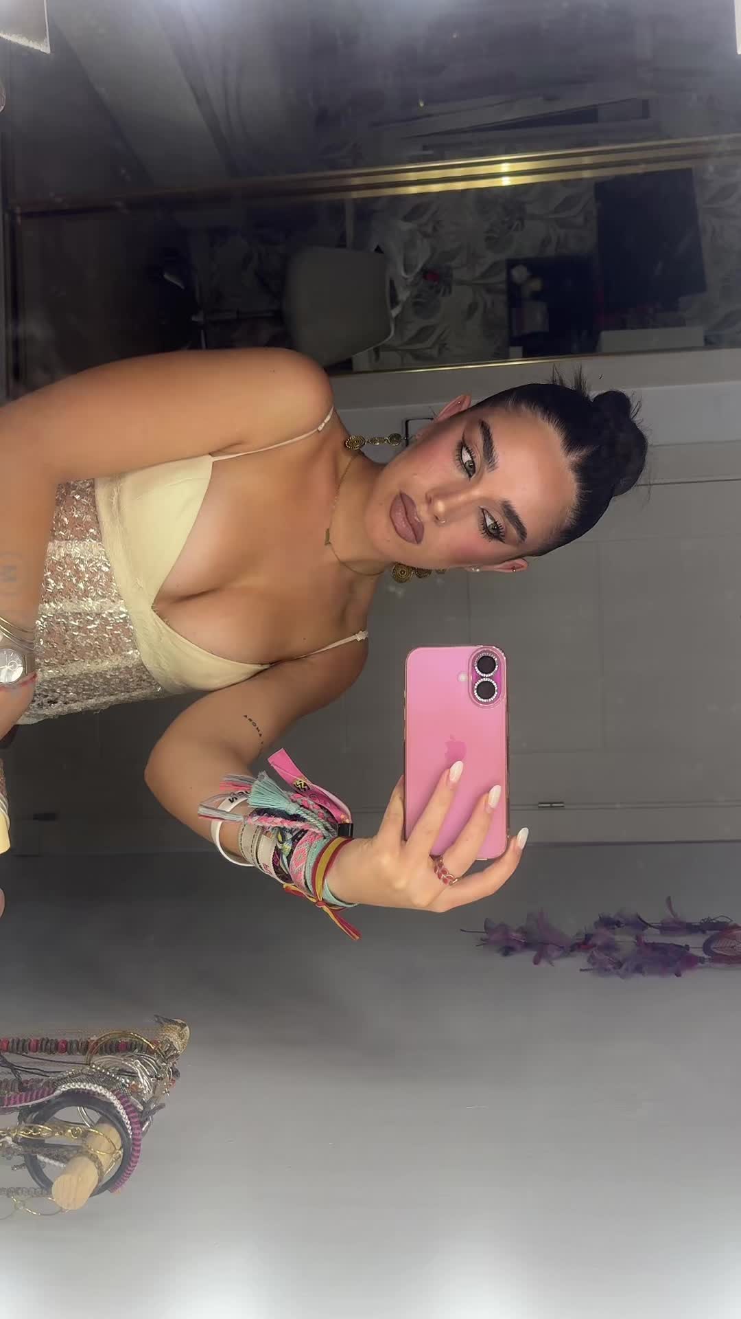 @lauriss