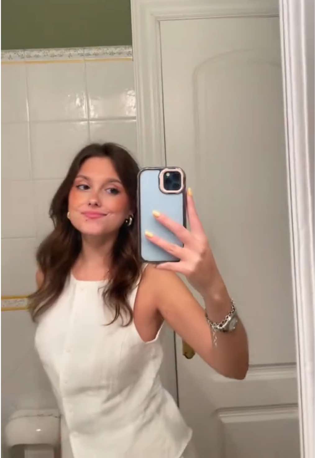 @Belén💛
