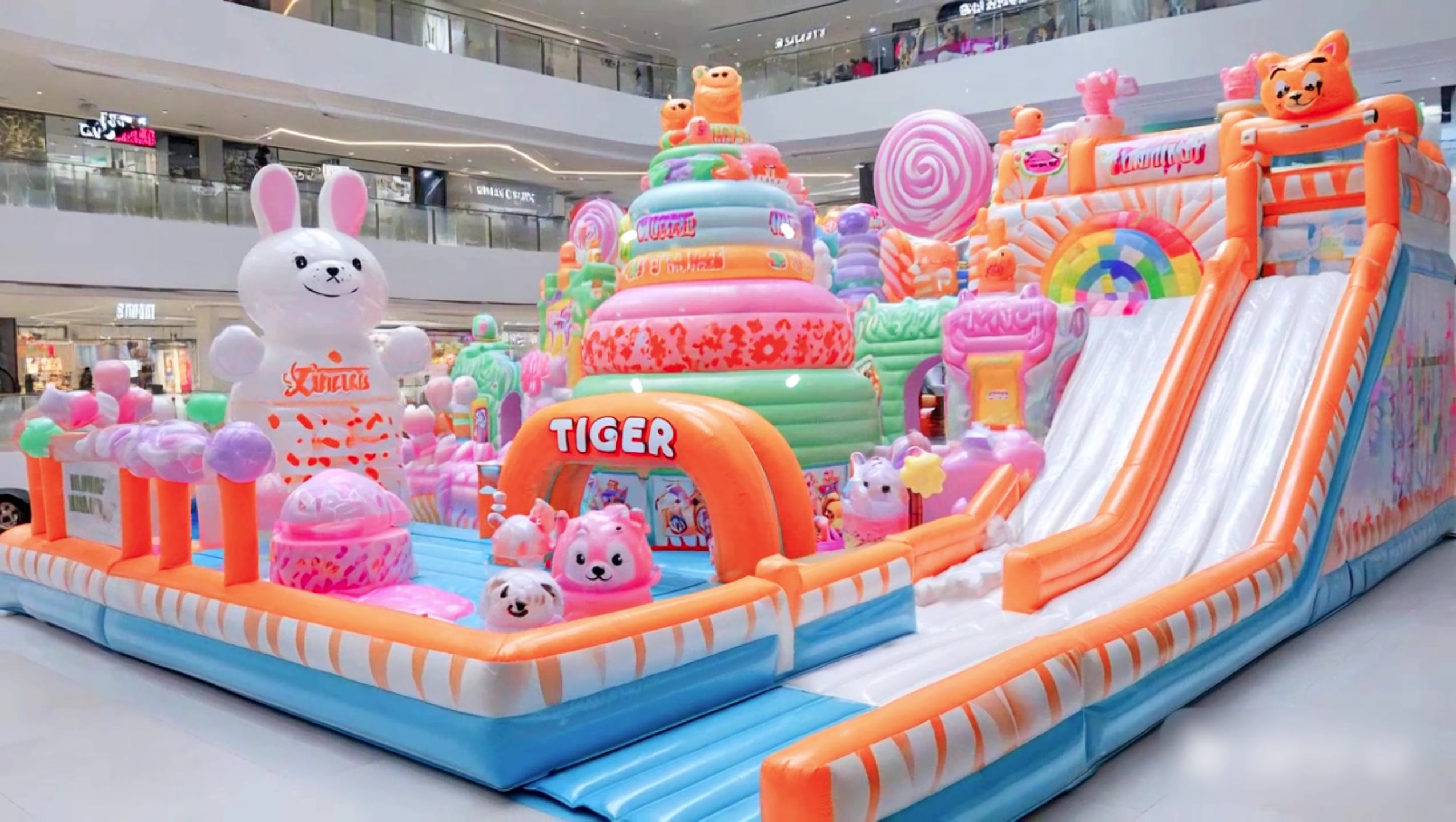 @LuckyJump Inflatables