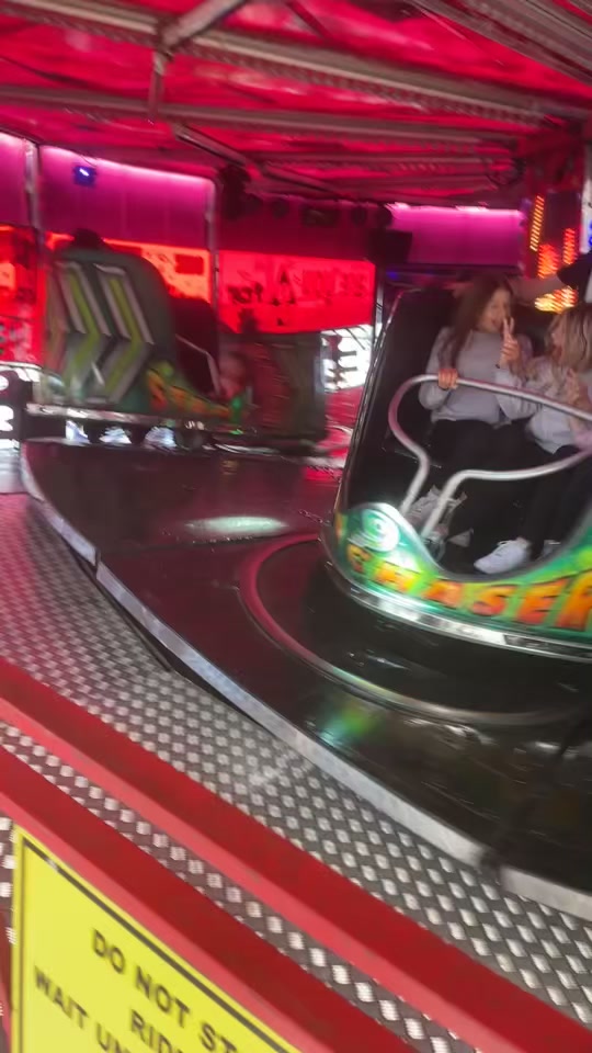 @Daniel 🎠🎡