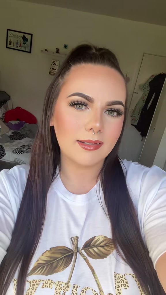 @Ellie Louise