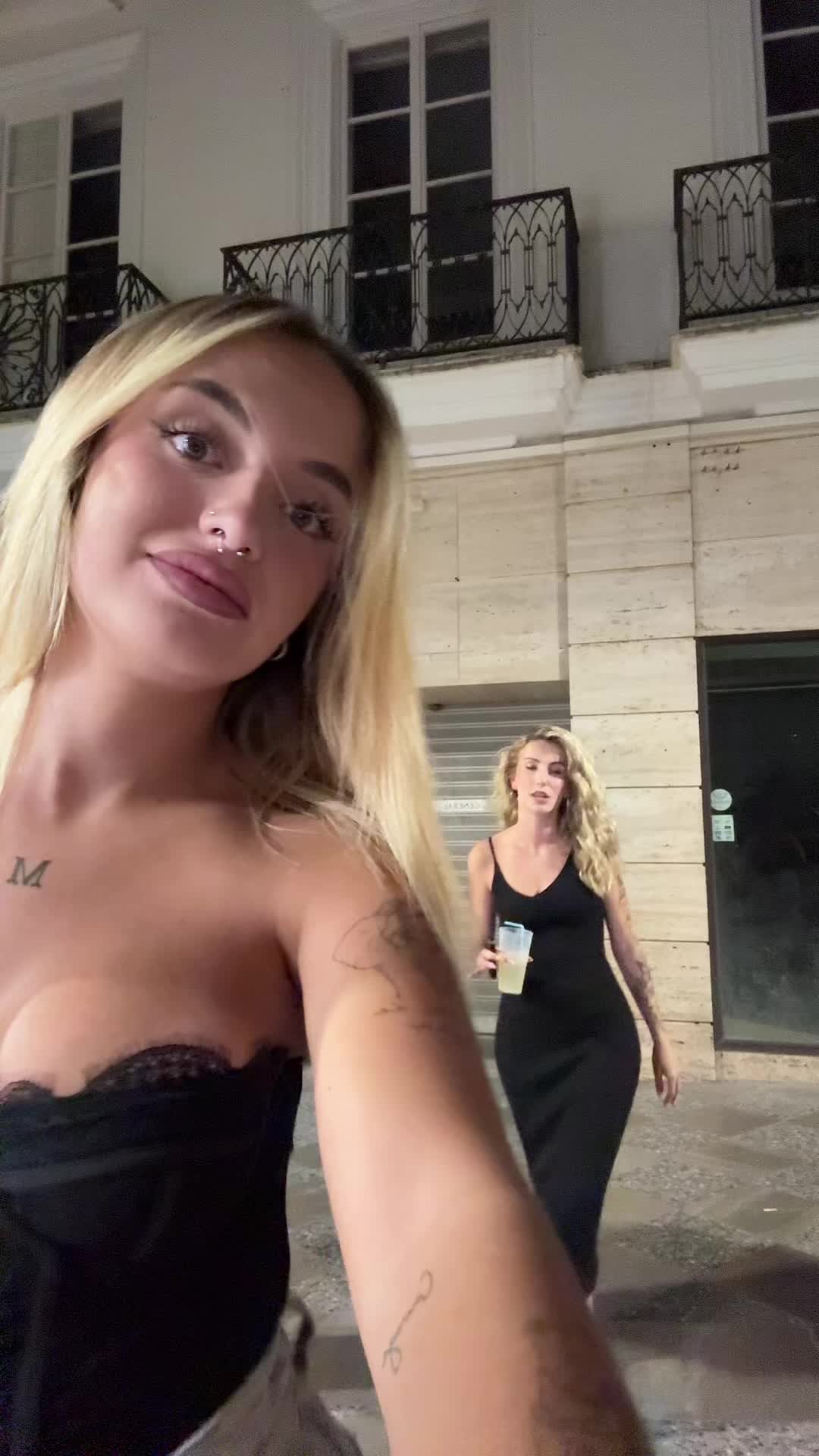 @Manuela Morales