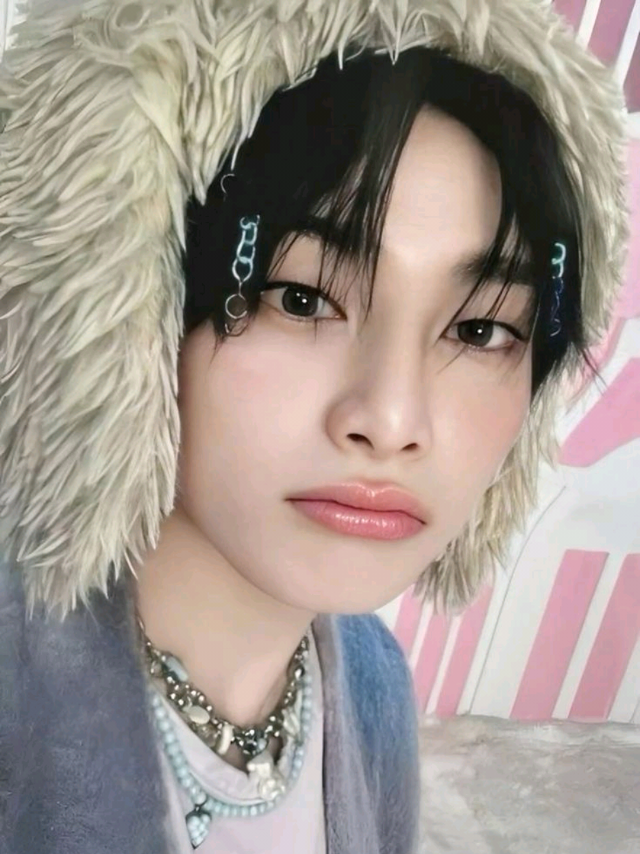 @๐๐ธ๐ข๐ฏ๐จ๐ฆ๐ญ โ.๐ ฬ