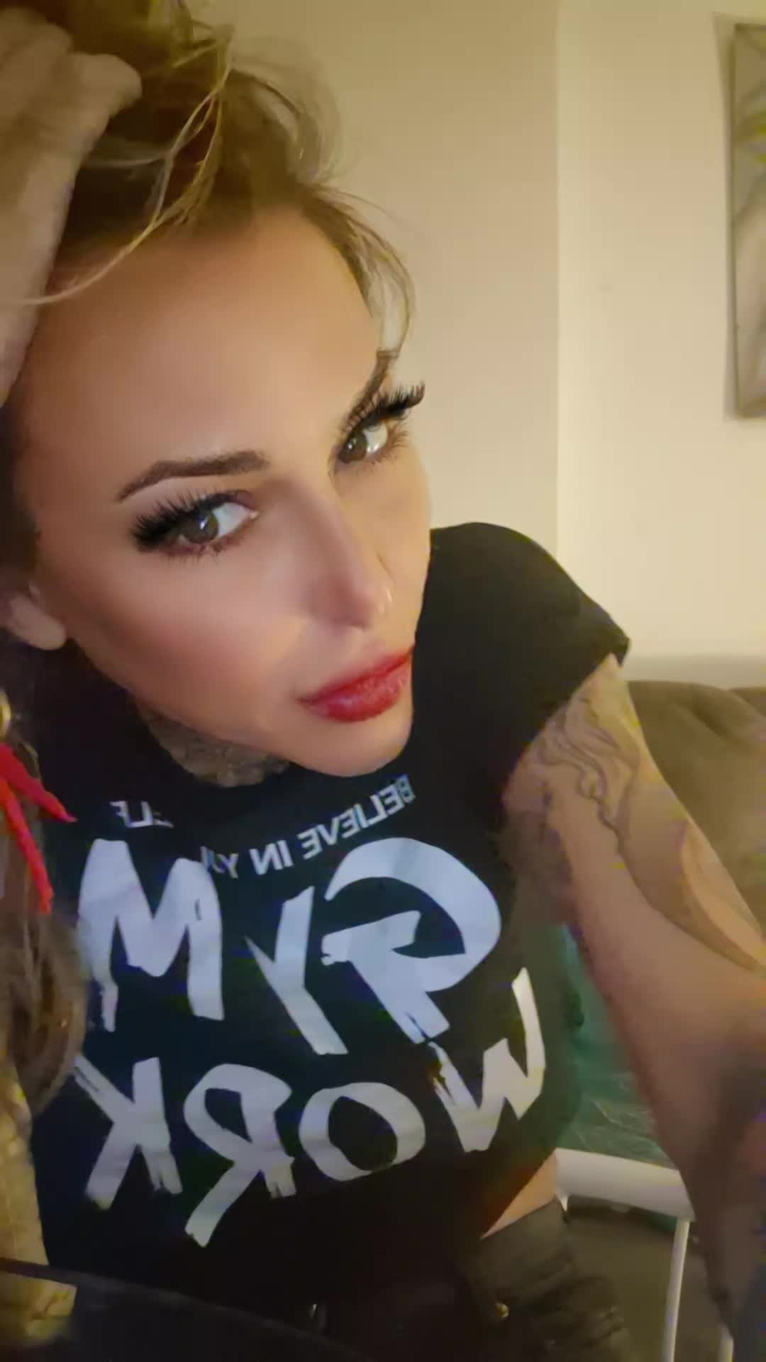 @Desir&eacute;e Luque