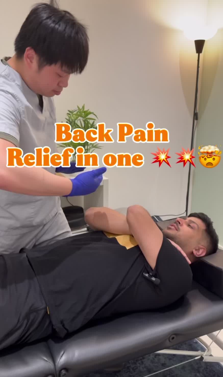@chiro_couple