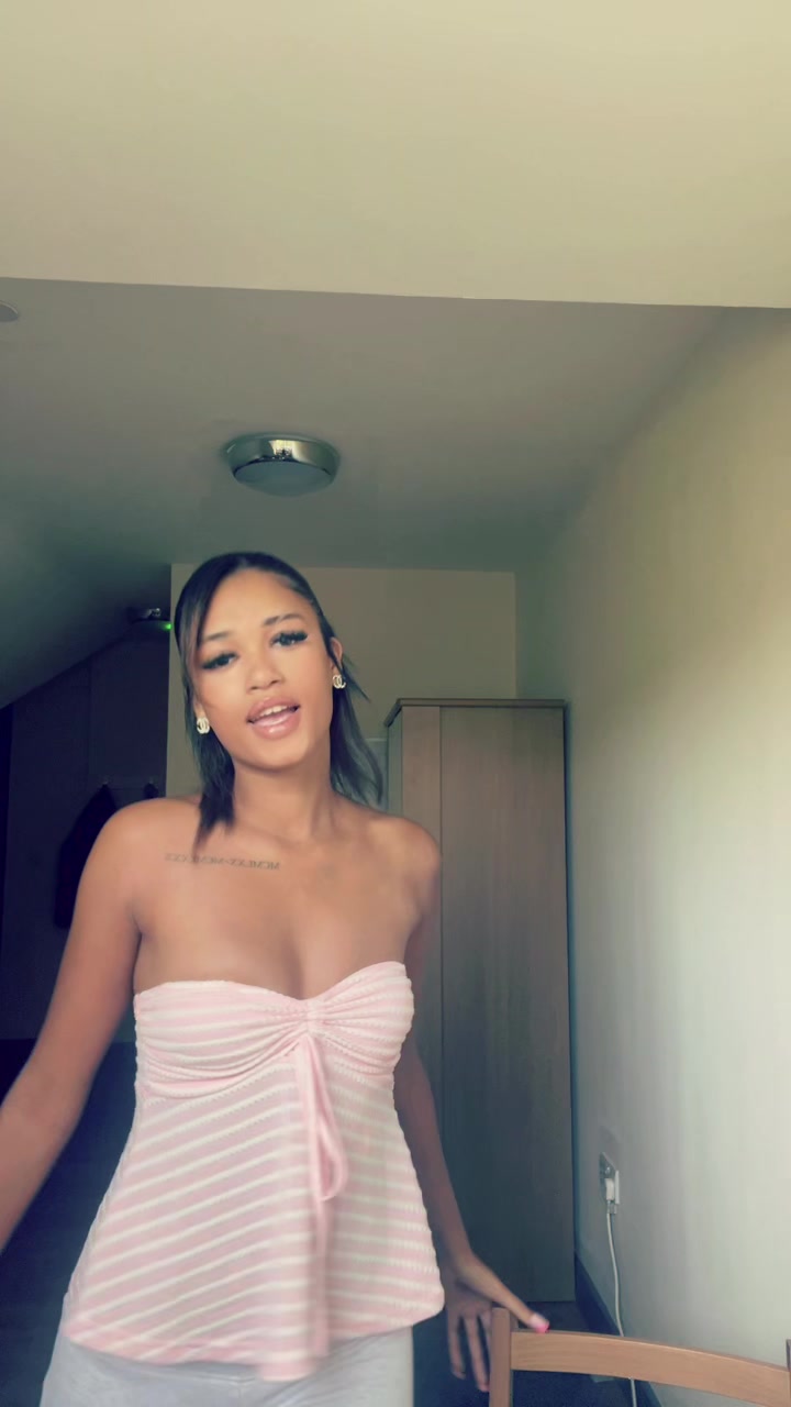 @💋