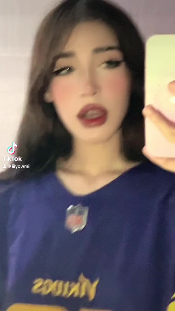 @iiiyowmii