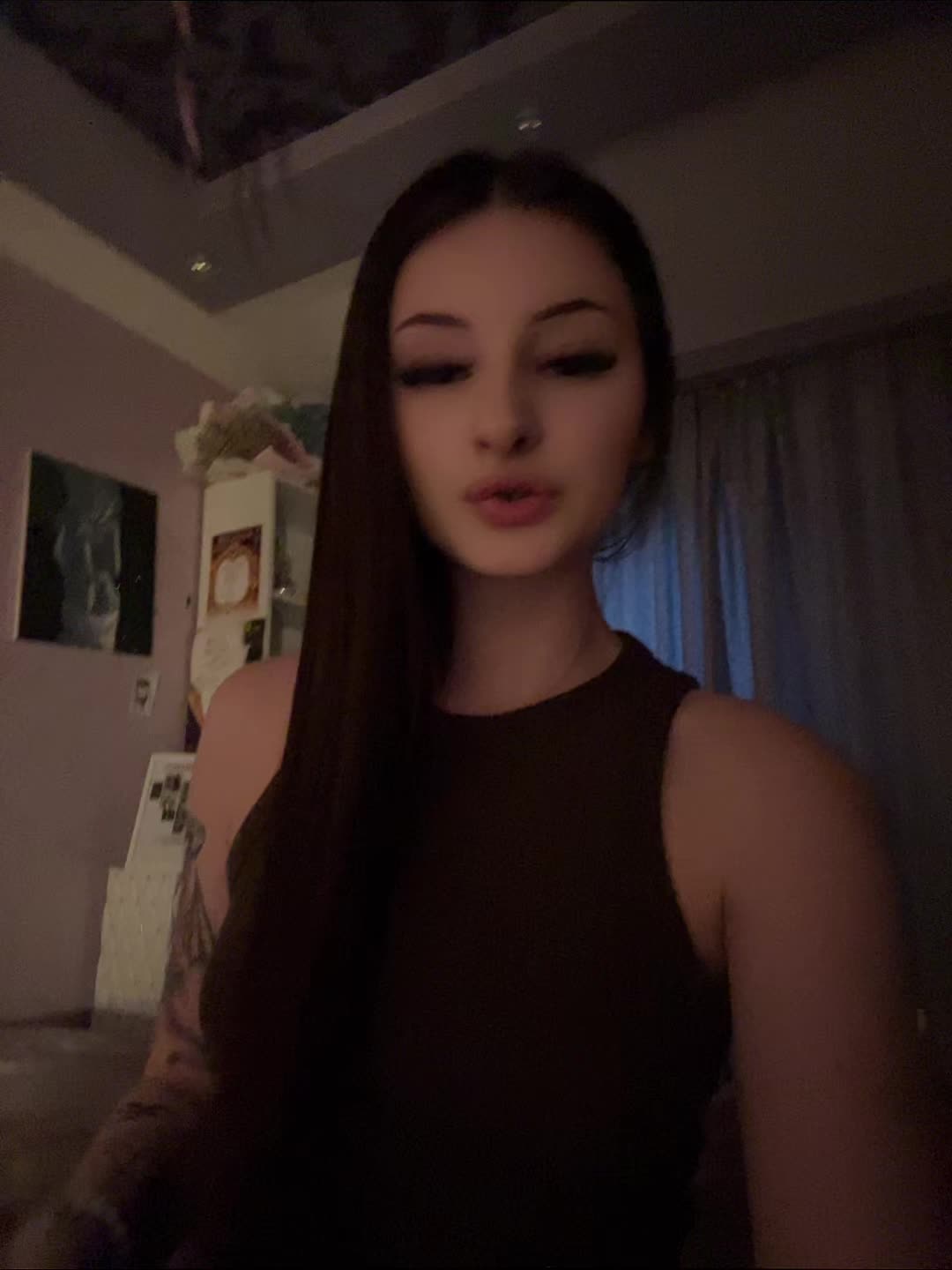 @Asjaks