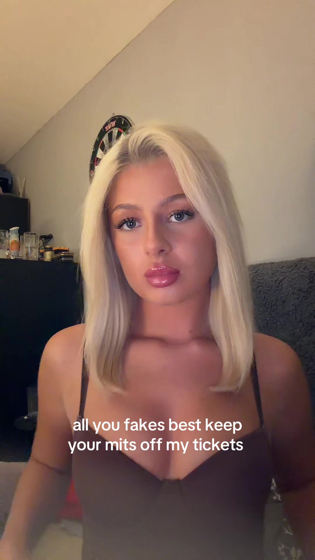 @𝐑𝐮𝐛𝐢 𝐄𝐥𝐢𝐳𝐚𝐛𝐞𝐭𝐡🆑