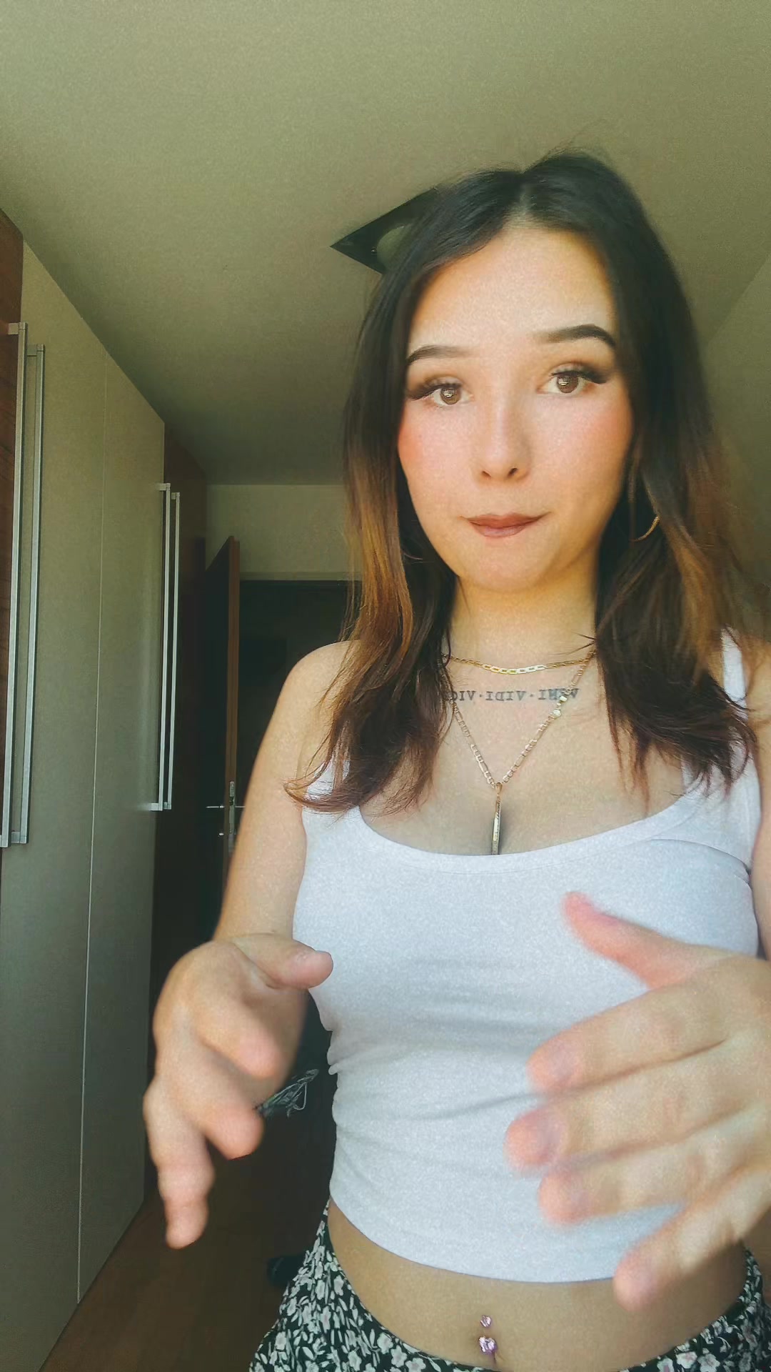 @Emicshuj
