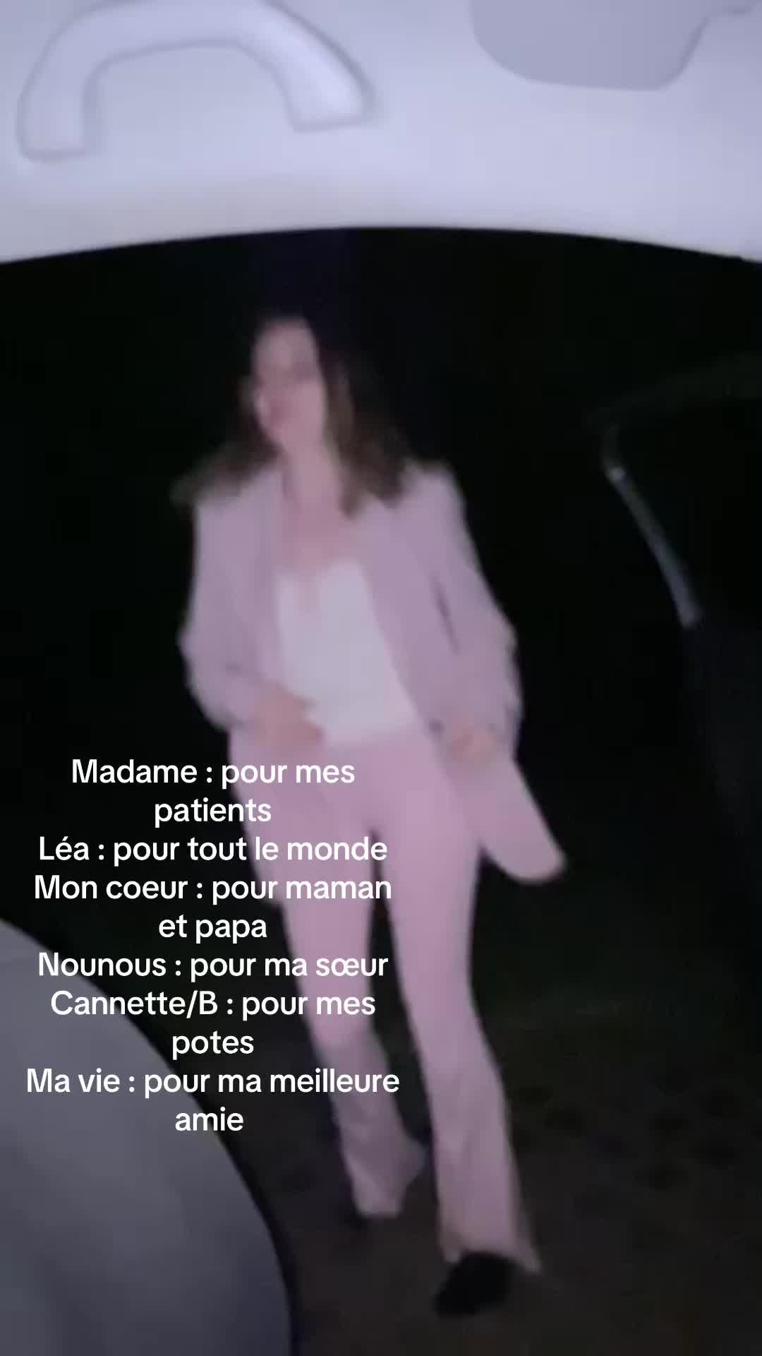 @L&eacute;a ✝️