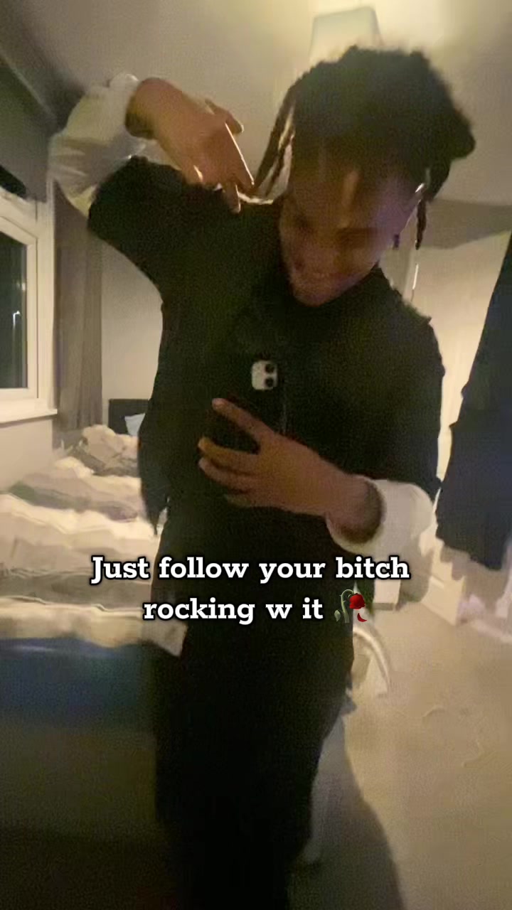 @_3lu7