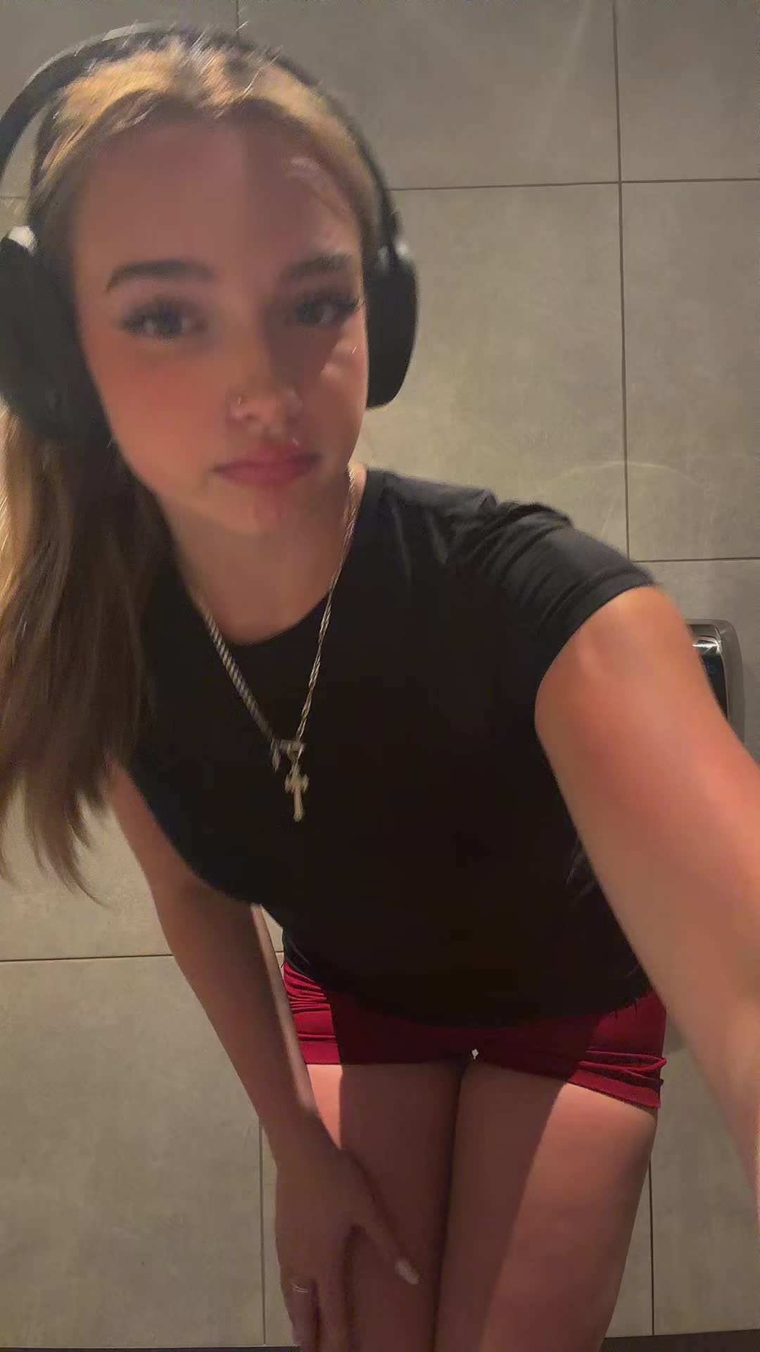 @lilyderenzyfit