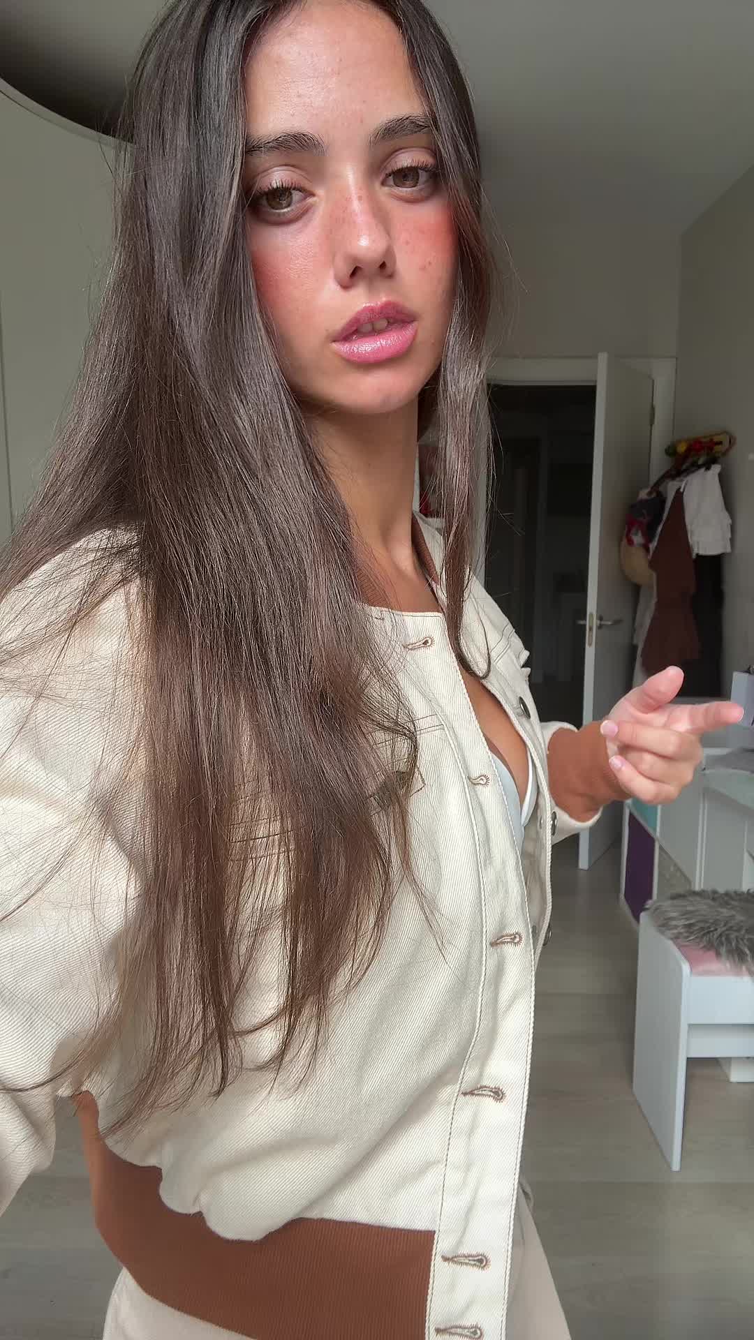 @saritta65331