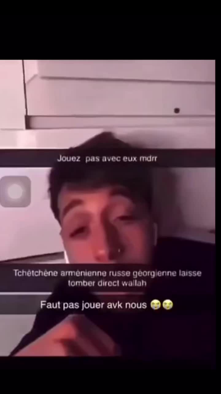 @⃟