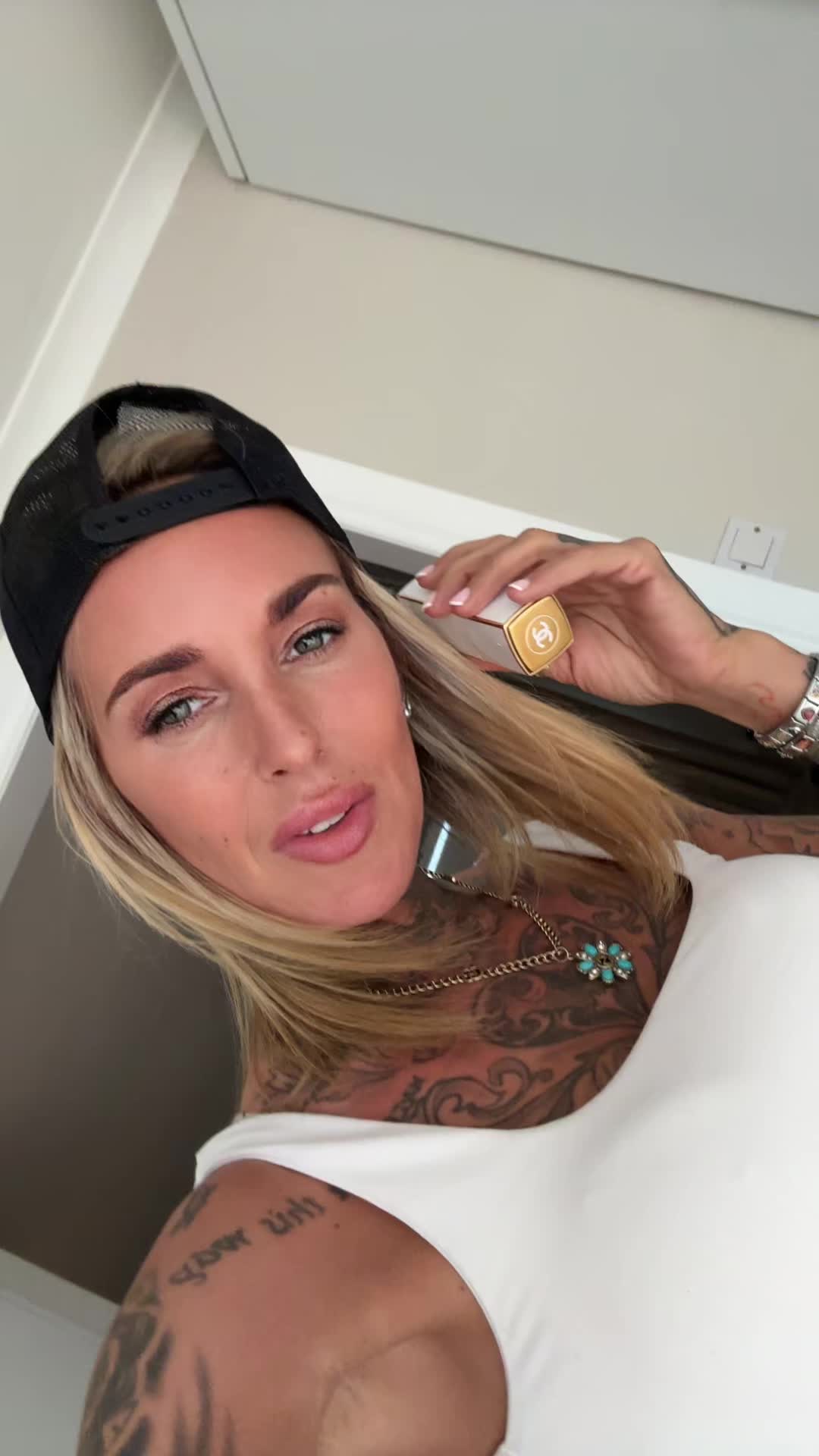 @LauraKyle🤟🏼🌈