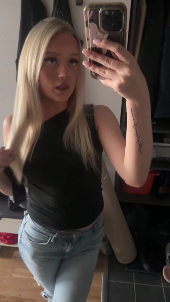 @LAYLAY💗