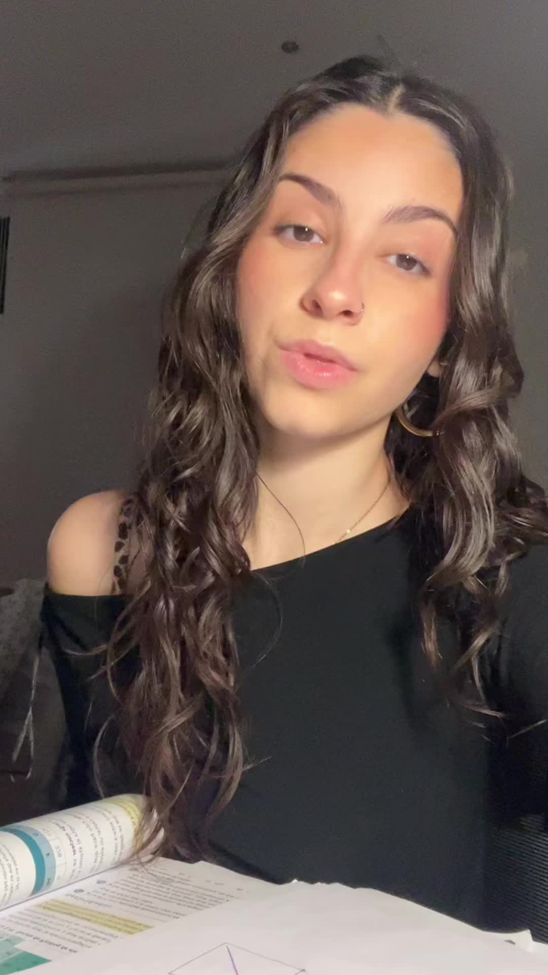 @uxuu🌙
