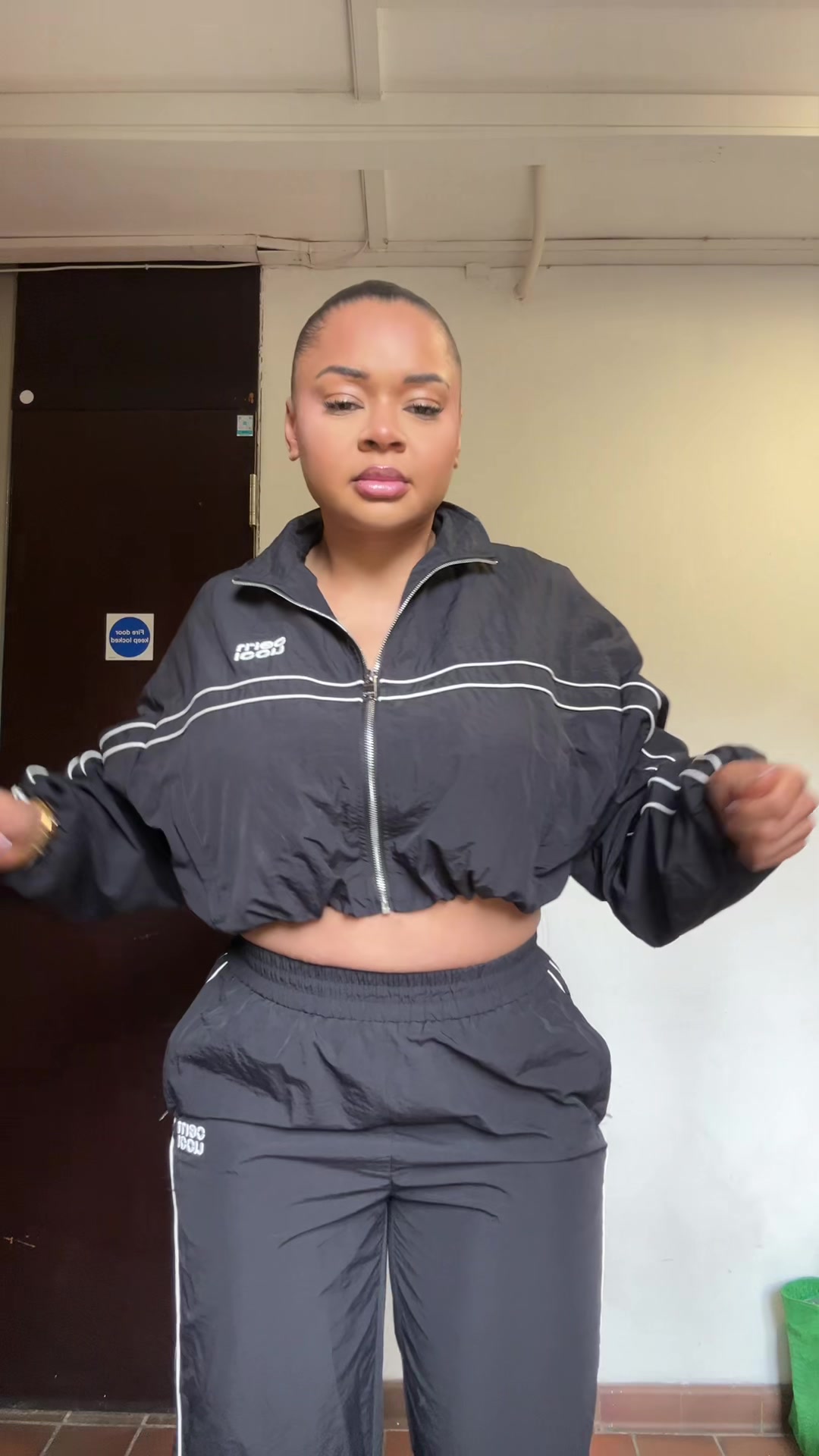 @Falilahhh