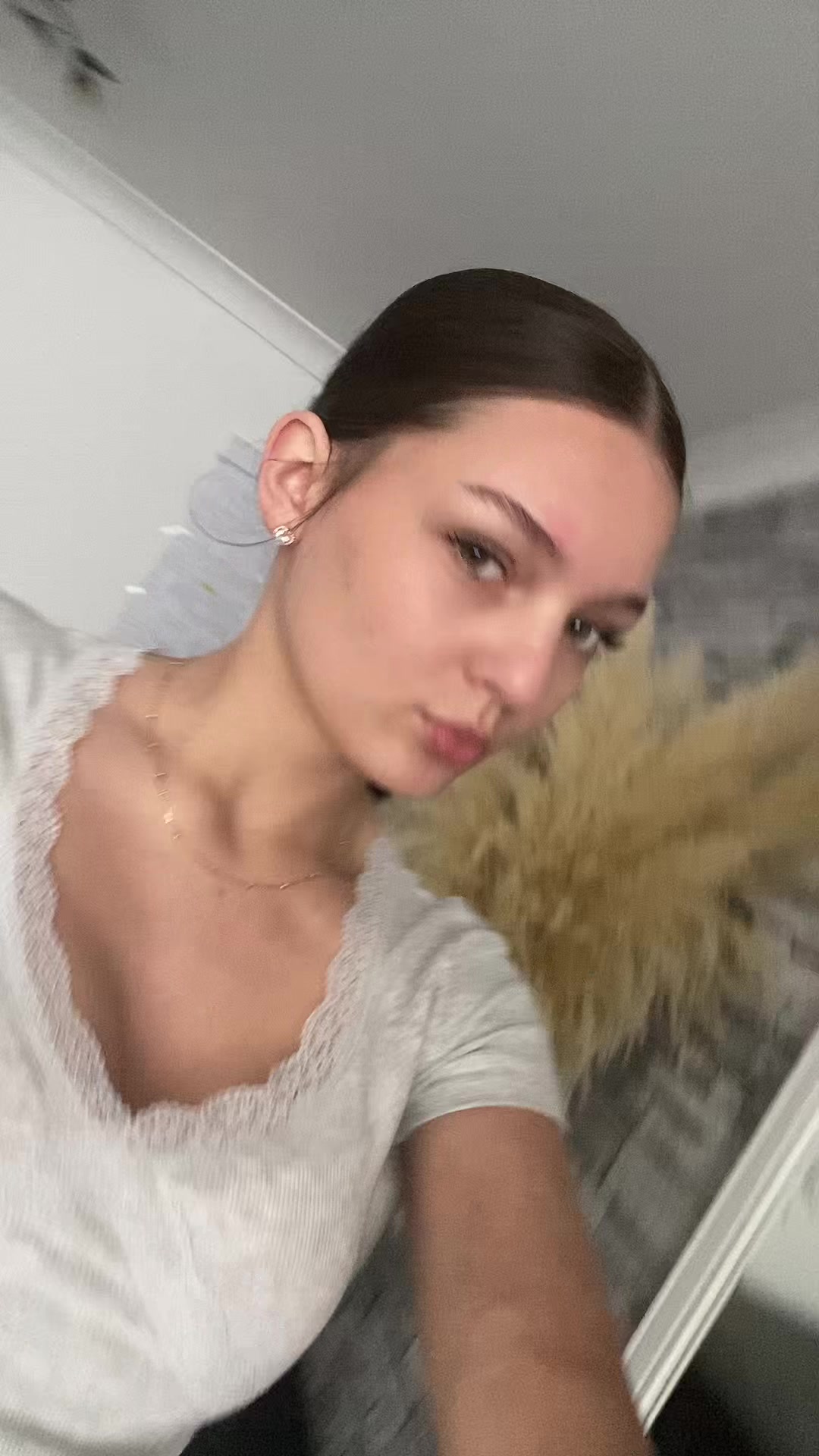 @AT