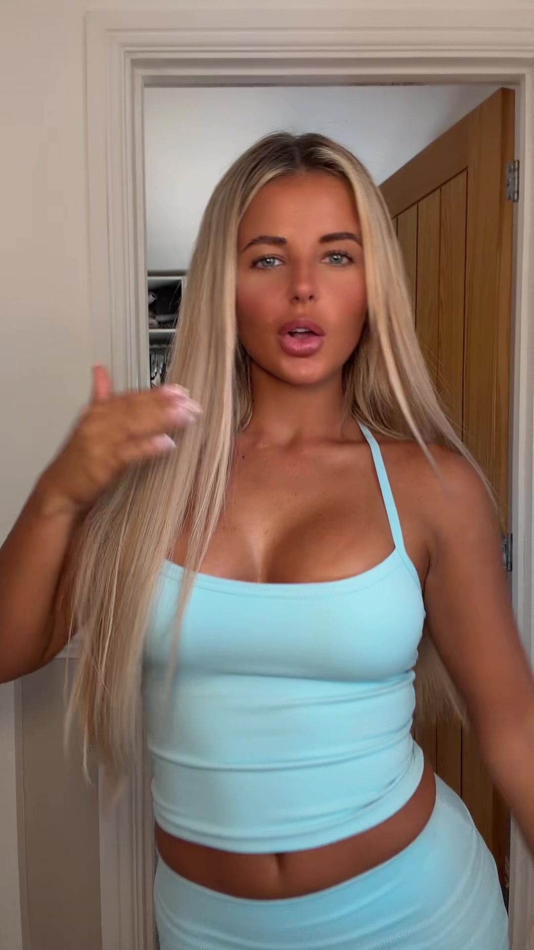 @KeiraEliseHampson🦋