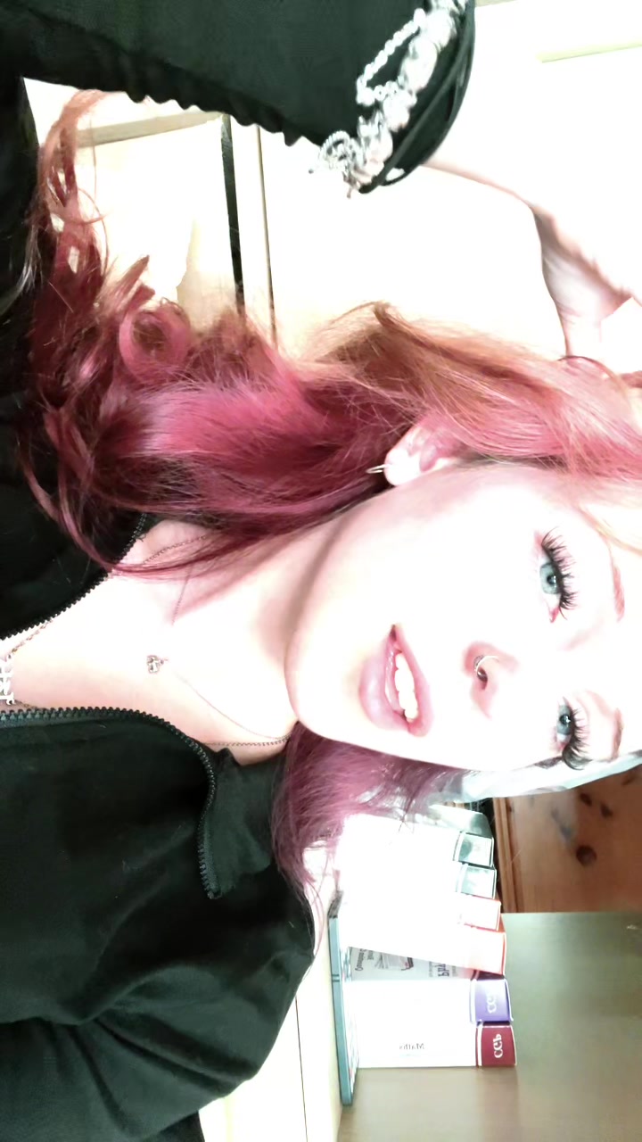 @elly ⍟ 🤍