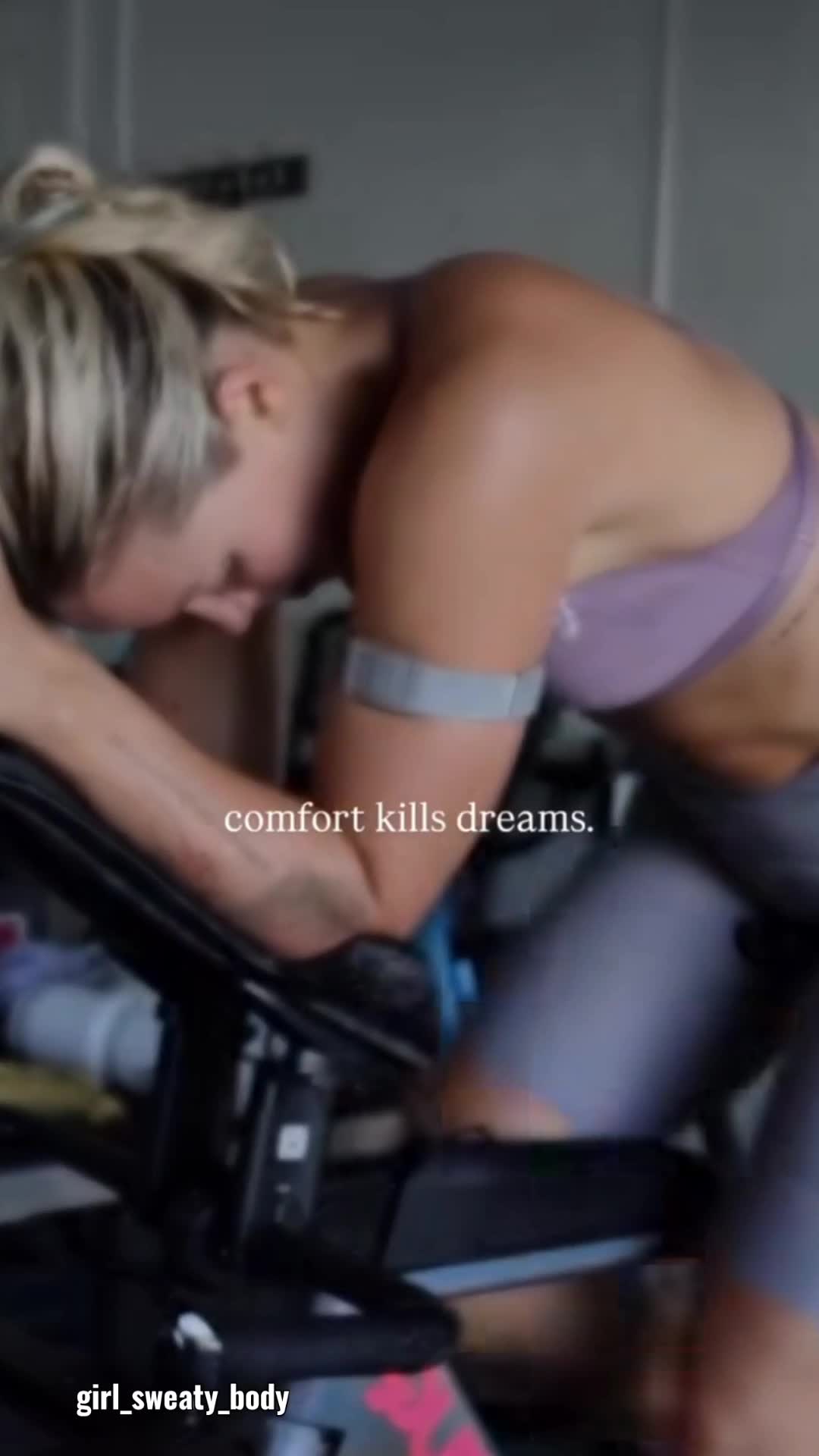 @girl_sweaty_body