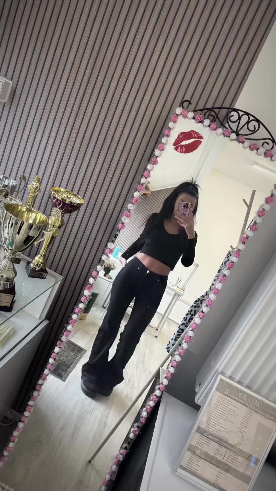 @Angela Na