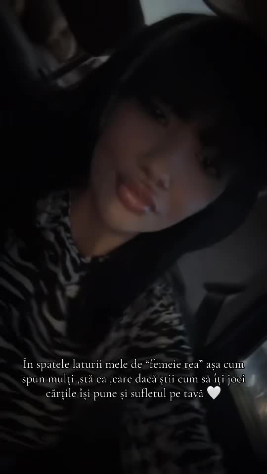 @Elenuș🧸
