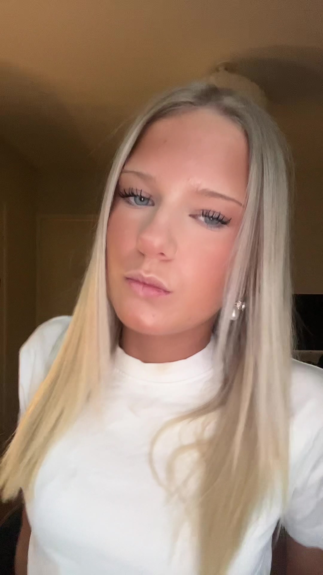 @𝑀𝑖𝑟𝑎 𝐾𝑟𝑎𝑓𝑡💋