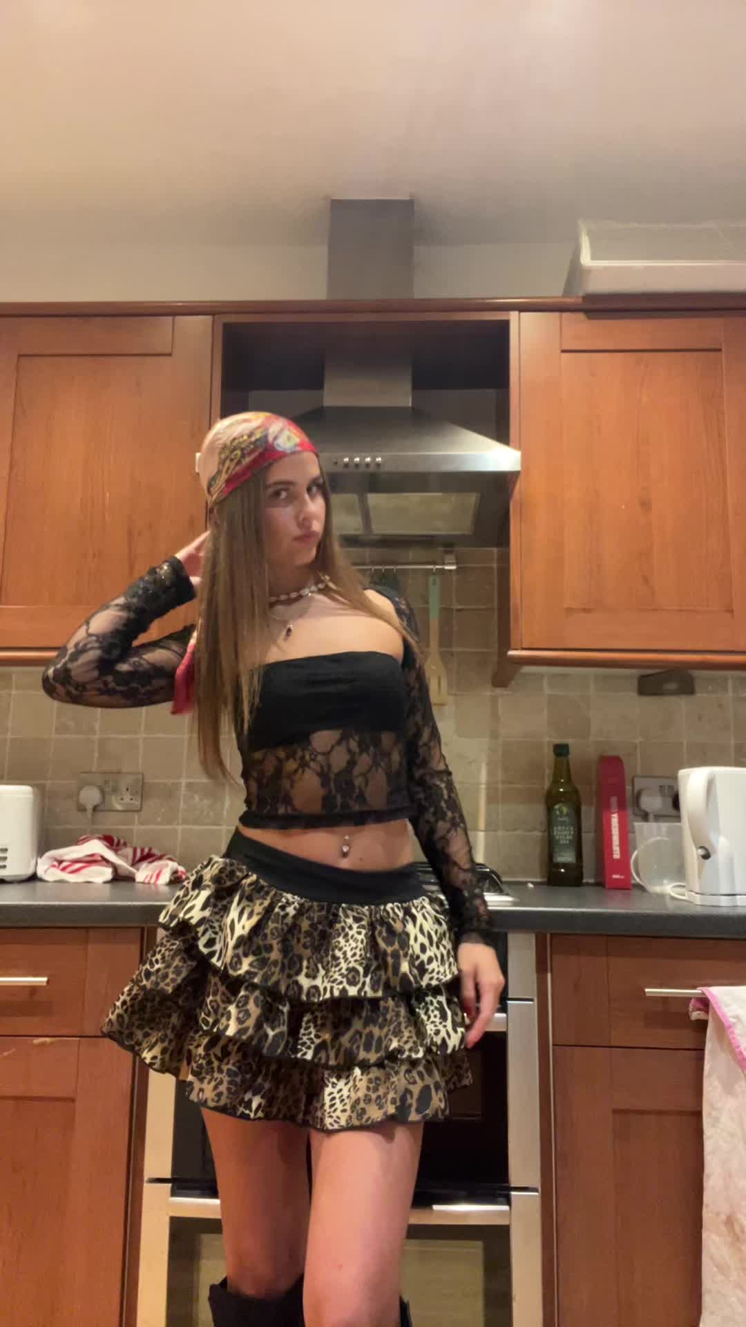 @antoniamassarella