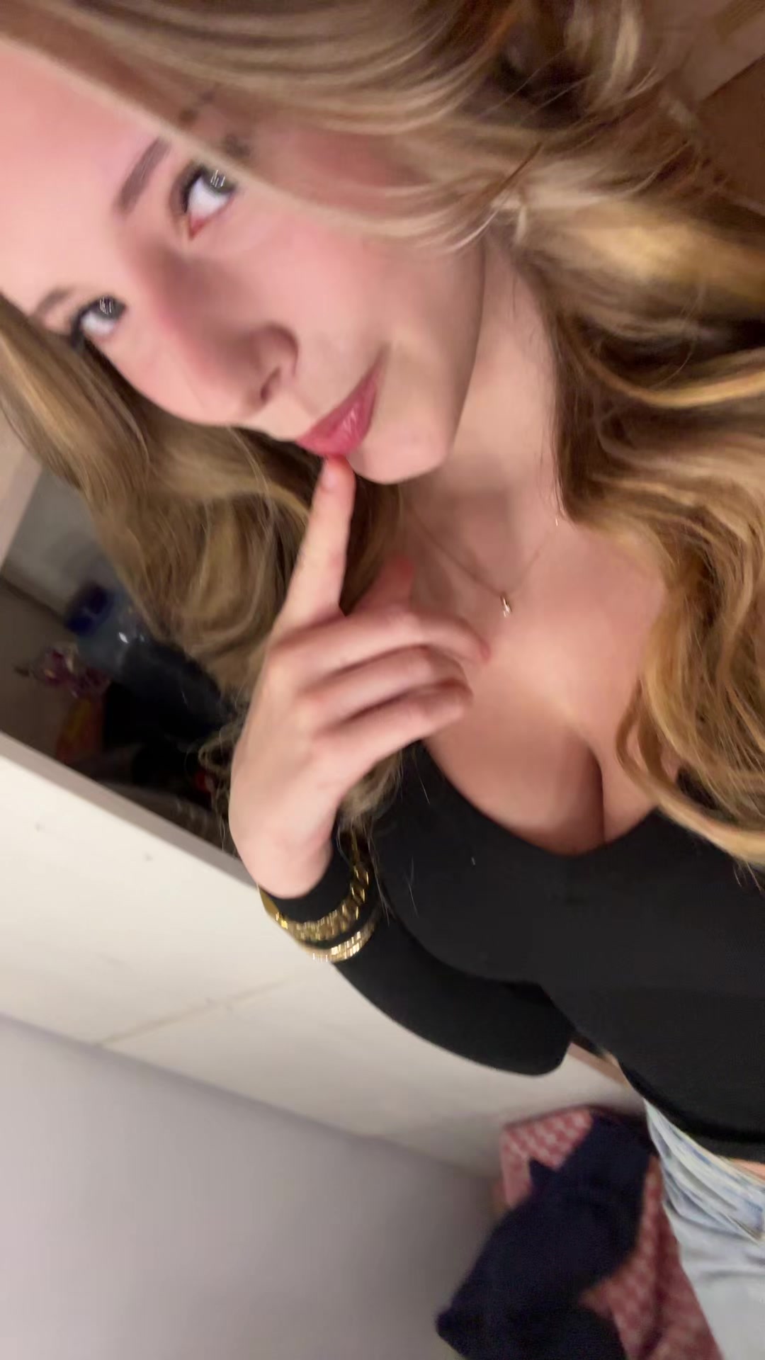@Finja