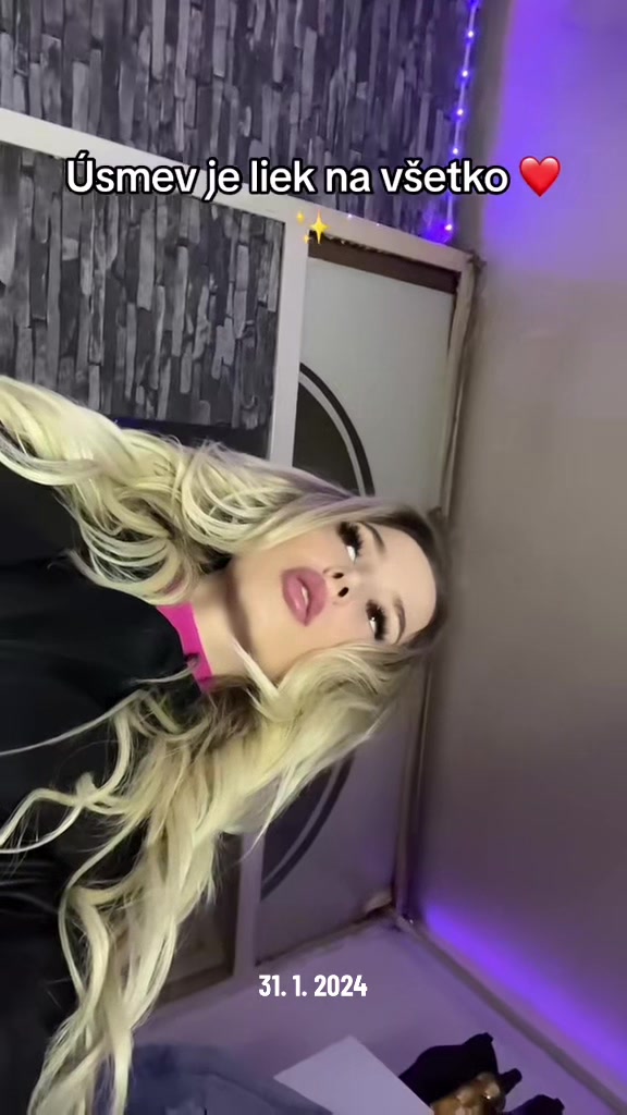 @_lehocka_