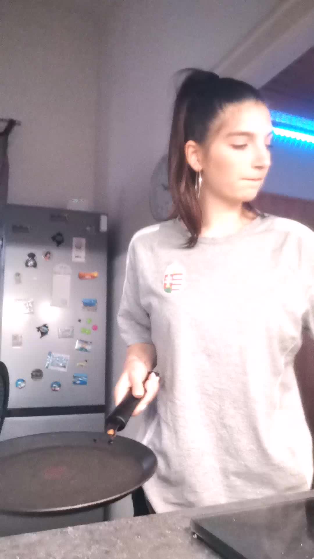 @T&ouml;rpila 🥰