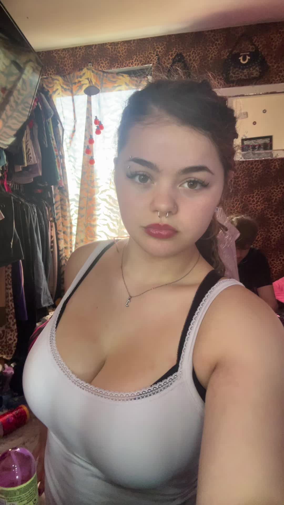 @lexipooxo