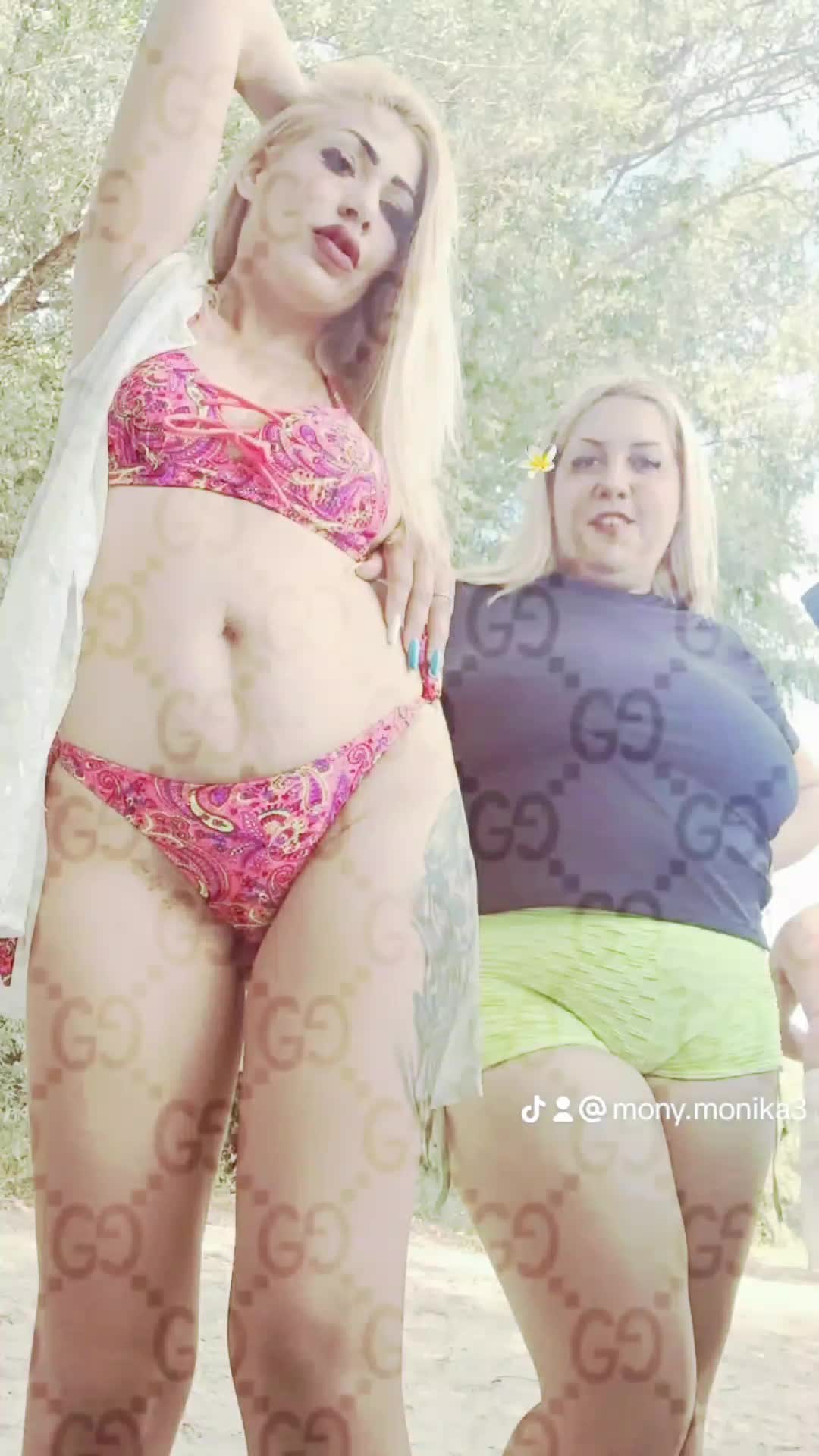 @Andreea Perca