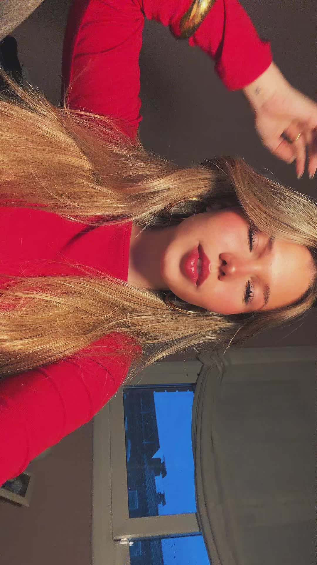@CÈLIA BALLTONDRE