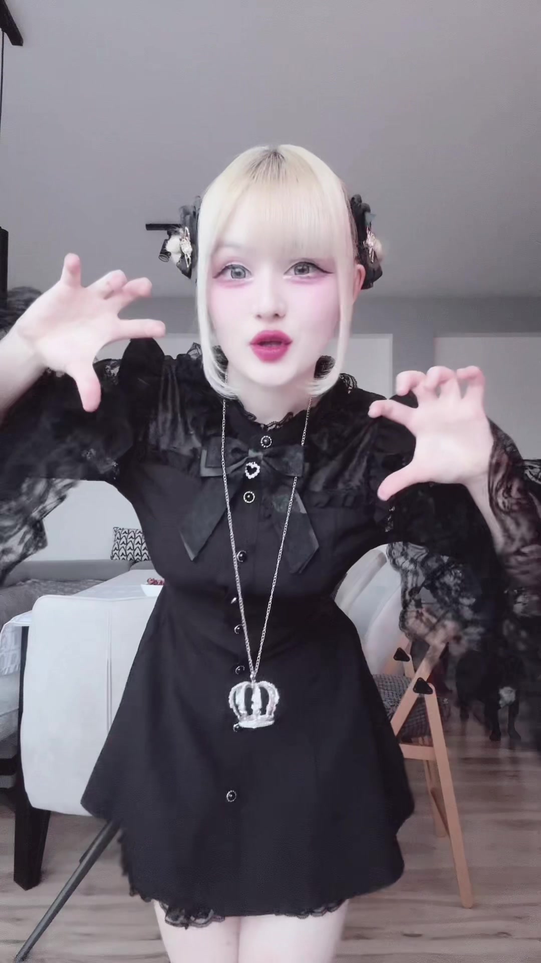 @Ena💖