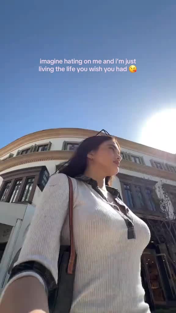 @Maria