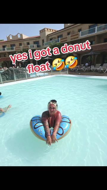 @DamItChan🧁