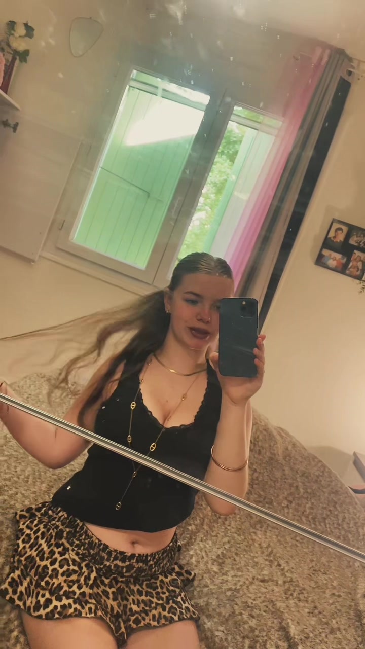 @𝓐𝓷𝓰𝓮'✰