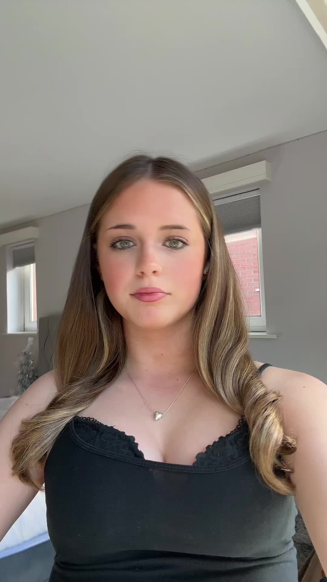 @x.lucy.x