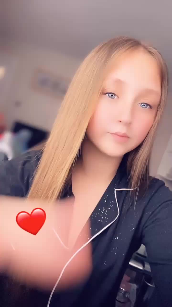 @Elizabella