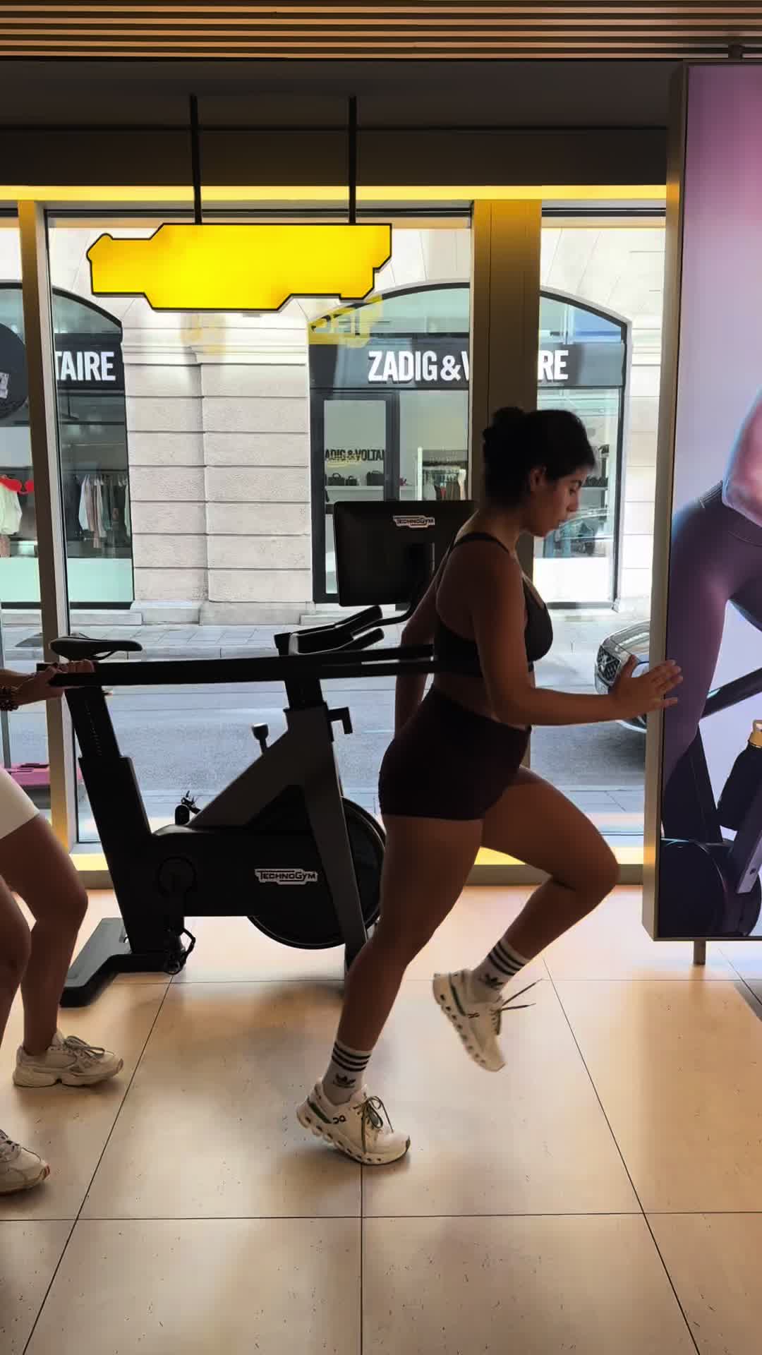 @SvjettiTok