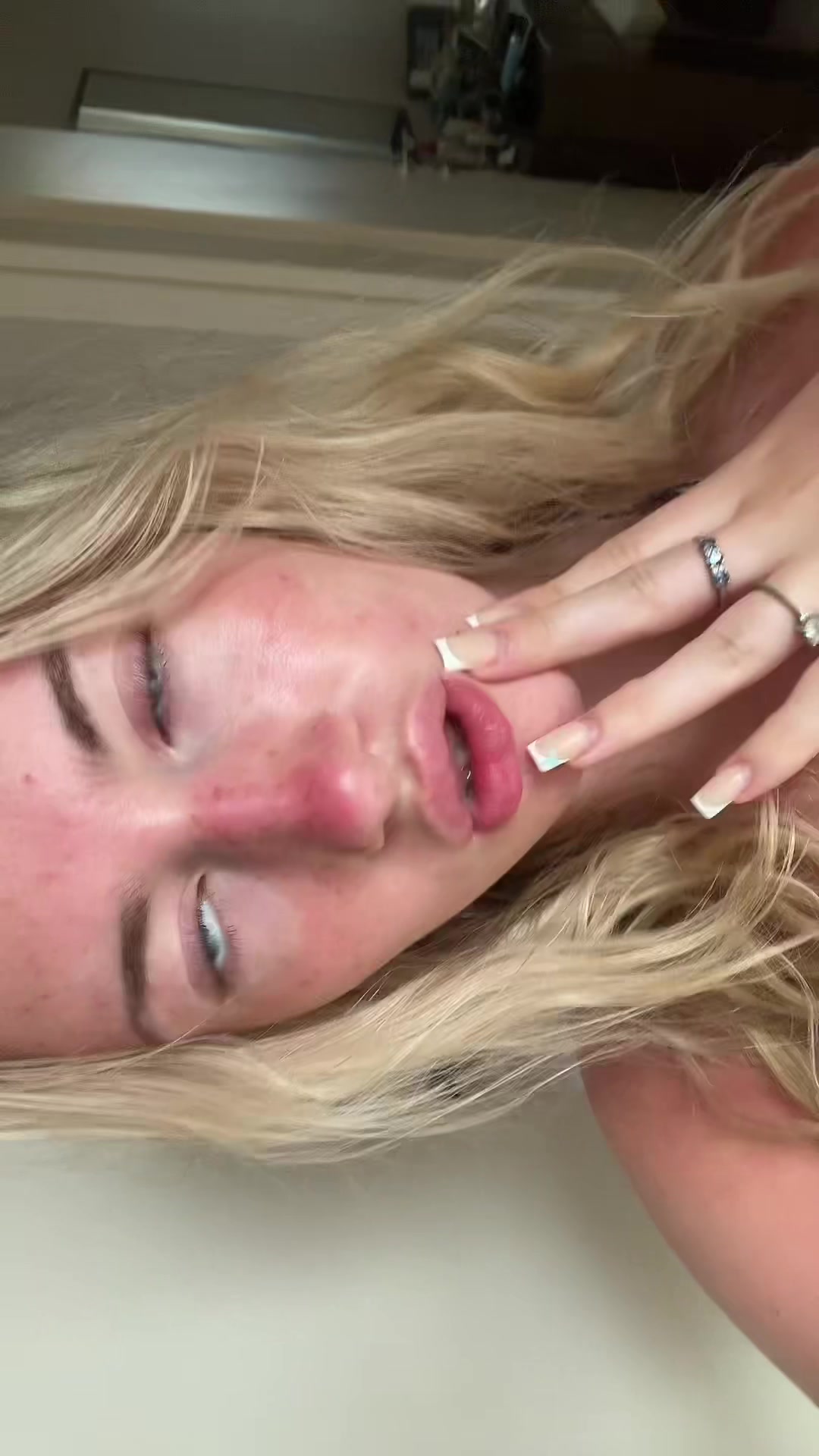 @sophsta