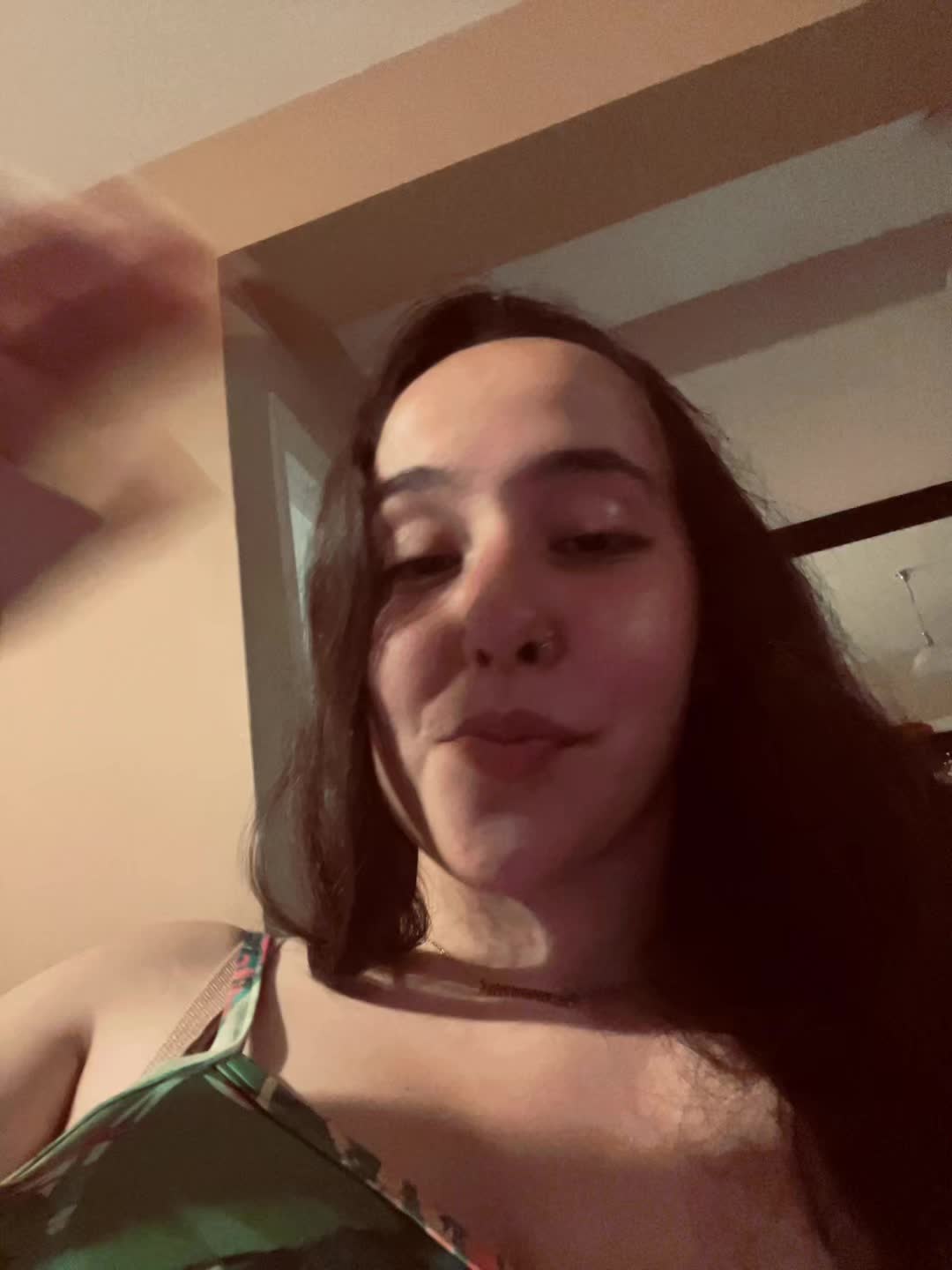 @👩🏻&zwj;🦱